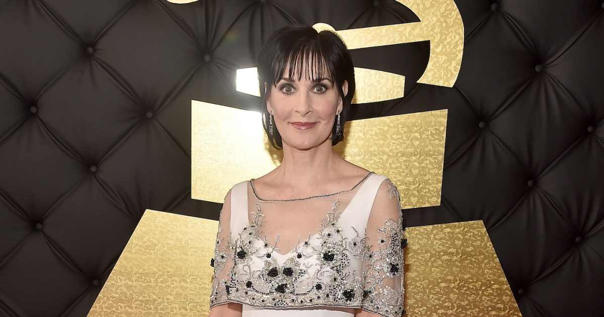 Enya’s Private World: Wealthy ‘Sail Away’ Singer Resides in an Irish Castle With Her Feline Companions