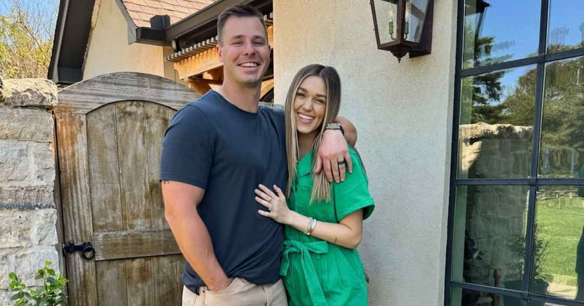 Sadie Robertson and Christian Huff Navigated ‘Profound’ Challenges in Their Marriage with the Help of Therapy (Exclusive)
