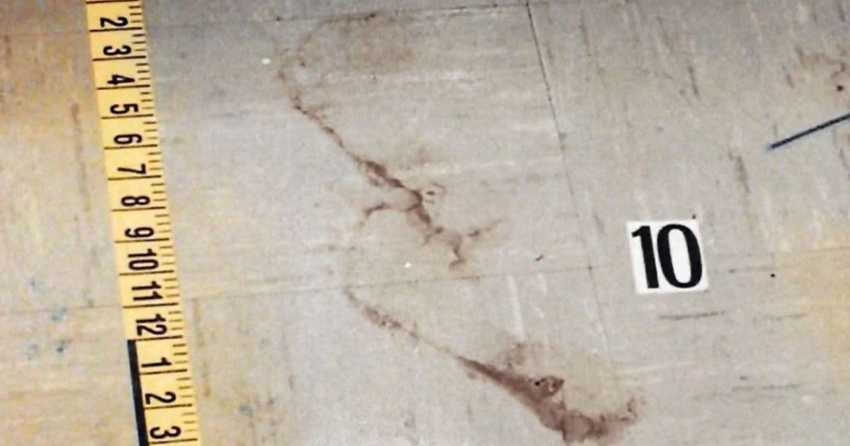 Unusual evidence at Minneapolis crime scene suggests a barefoot killer