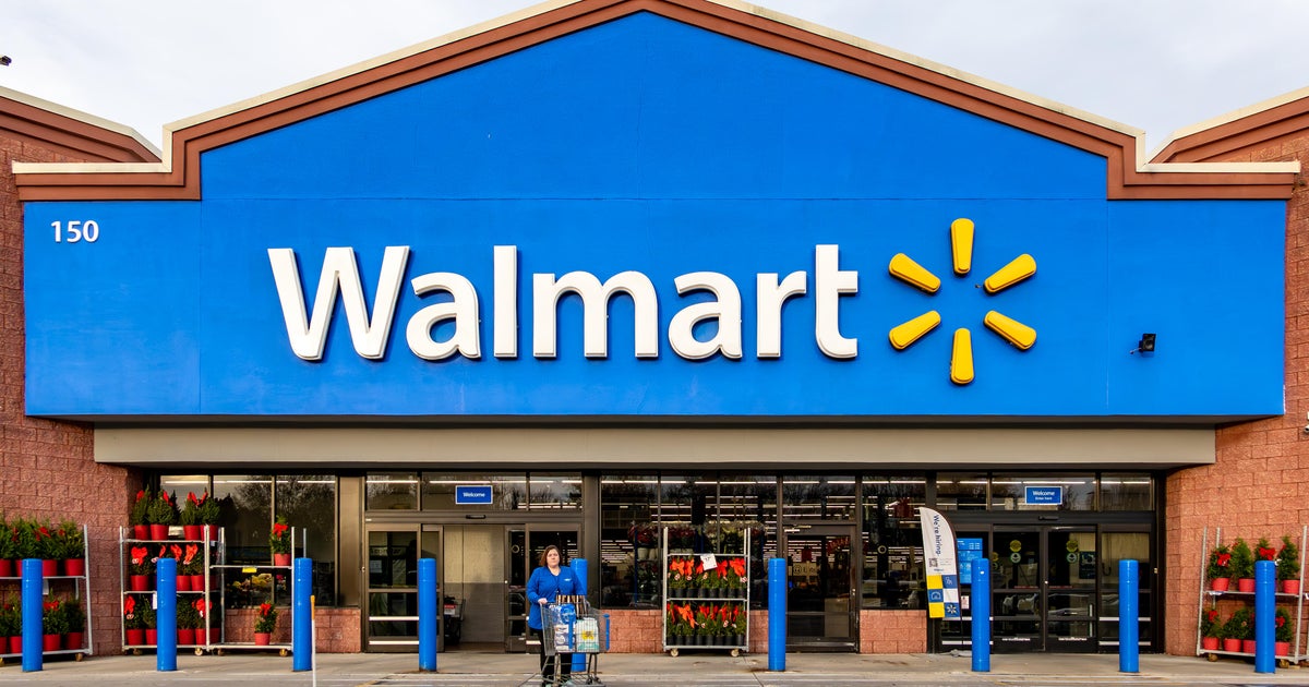Trump Advises Walmart to Absorb Tariffs Instead of Hiking Prices