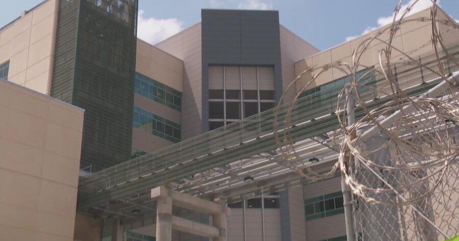 Footage reveals 10 inmates breaking out of New Orleans jail; 7 still at large